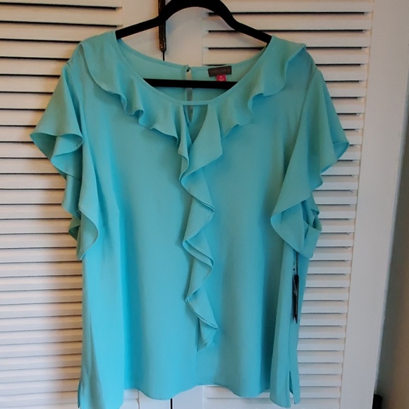 Vince Camuto Tops - NWT lightweight blouse